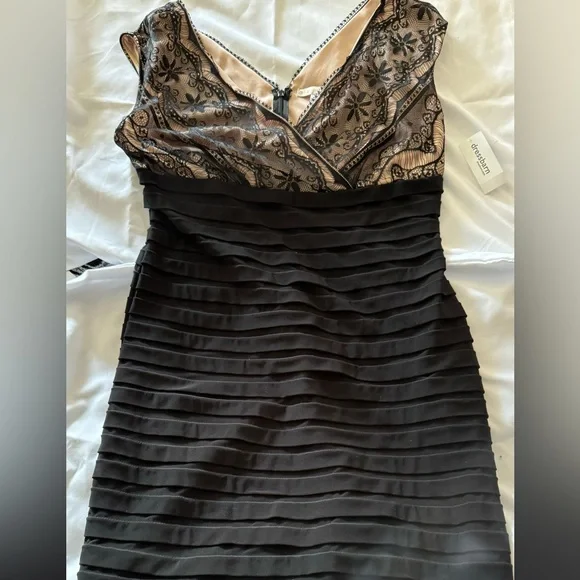 Lana Black and Nude Dress Barn - Picture 2 of 9
